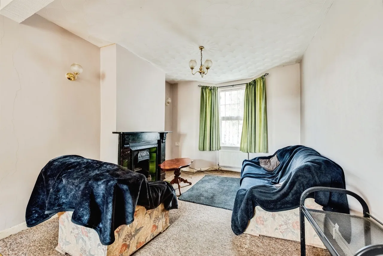 Deacon Street, Swindon, SN1, photo 4