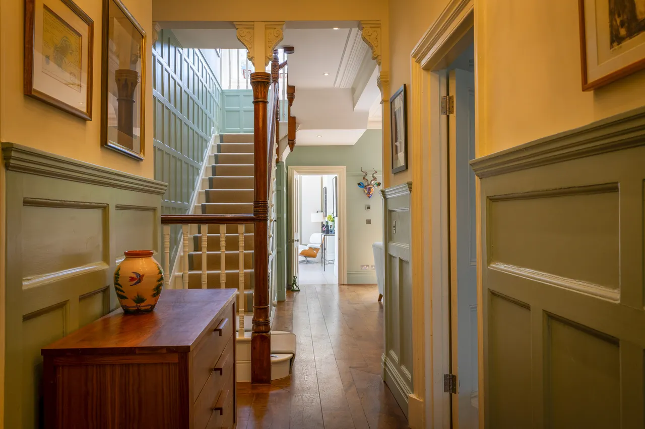 Sheen Road, Richmond, South West London, photo 11