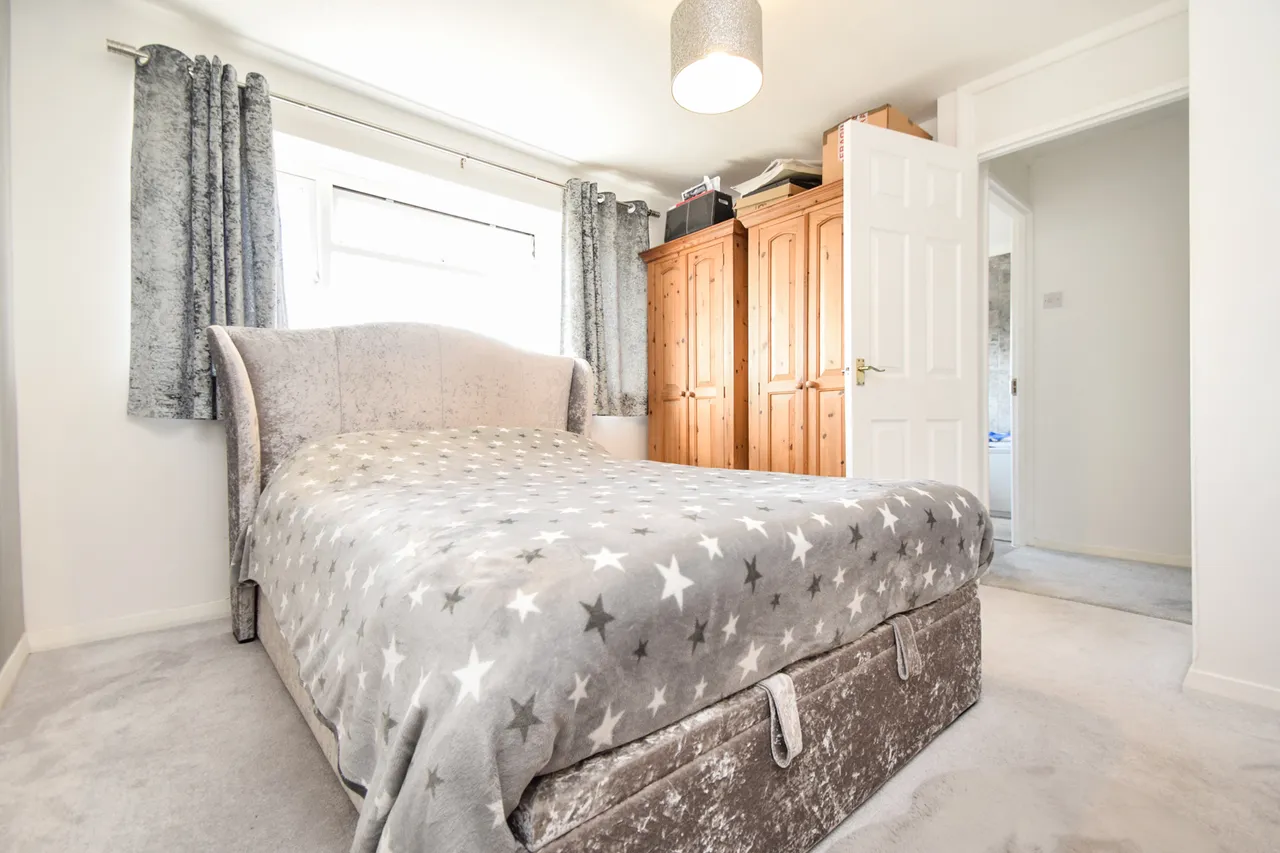 Weybridge Mead, Yateley, GU46 7UY, photo 9