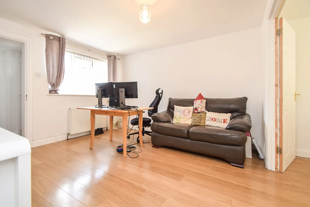 Weybridge Mead, Yateley, GU46 7UY, photo 10
