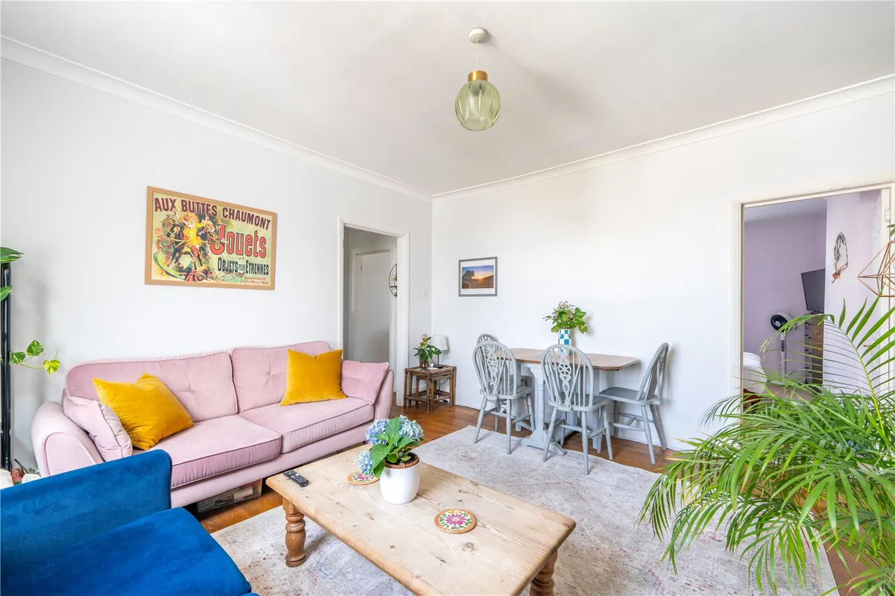Hanworth Road, Hampton, TW12 3DH, photo 3