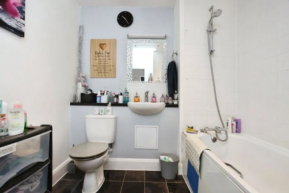Chestnut Walk, Pembury, TN2, photo 10