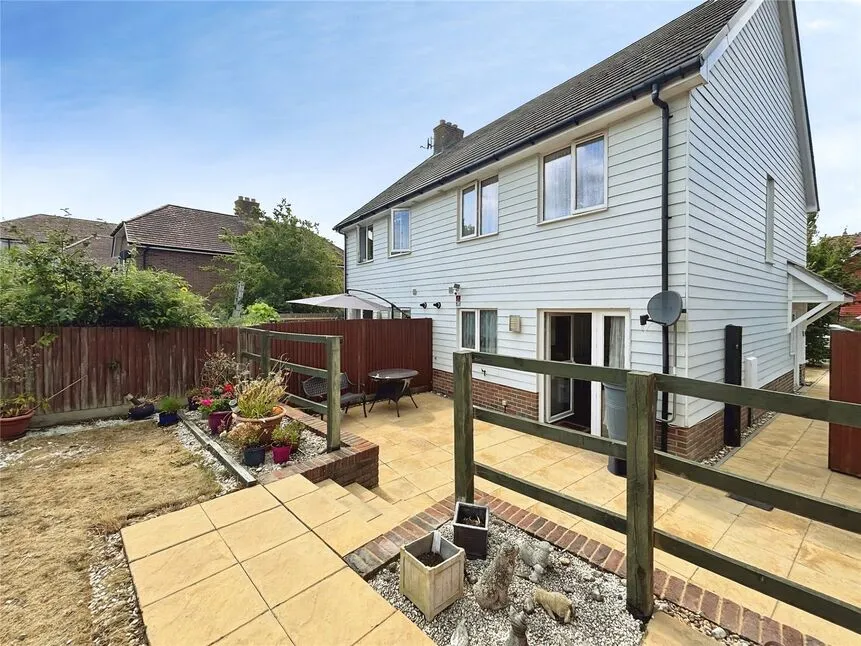 Chestnut Walk, Pembury, TN2, photo 9