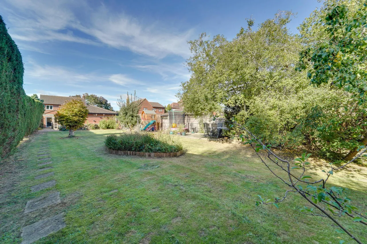 Bedford Road, Bedford, MK43, photo 30