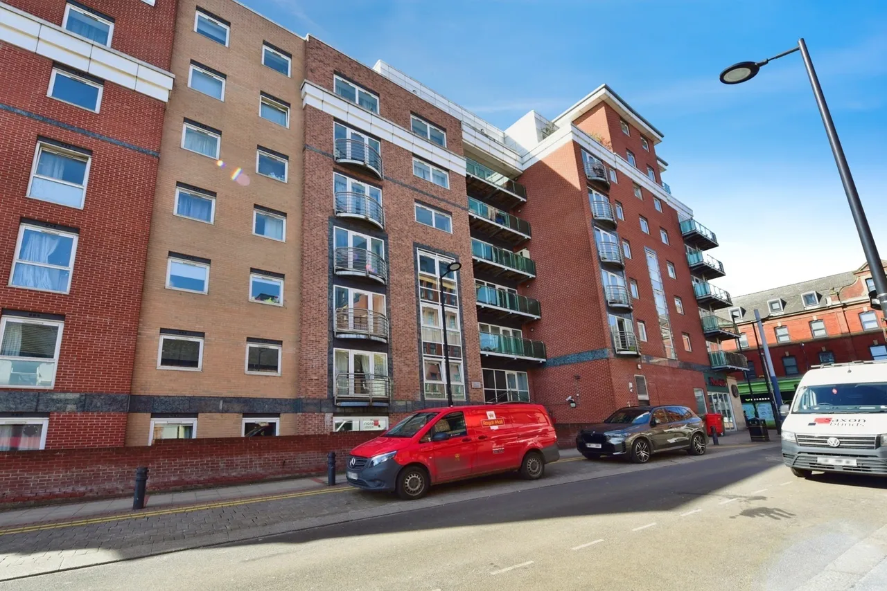 2 bed flat for sale, Westfield Terrace, Sheffield, S1