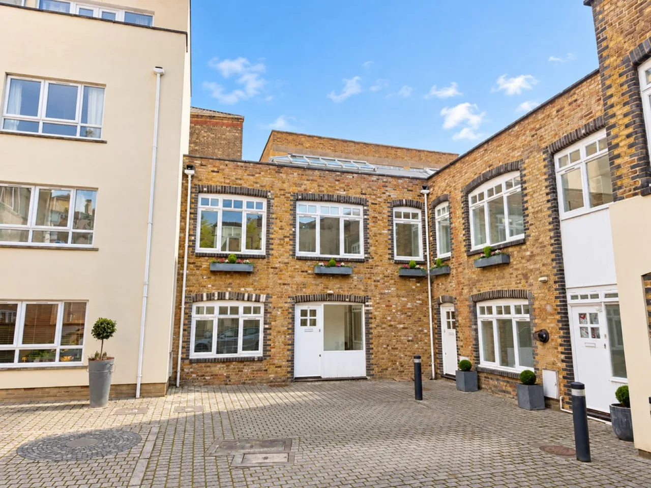 Sussex Way, London, photo 12