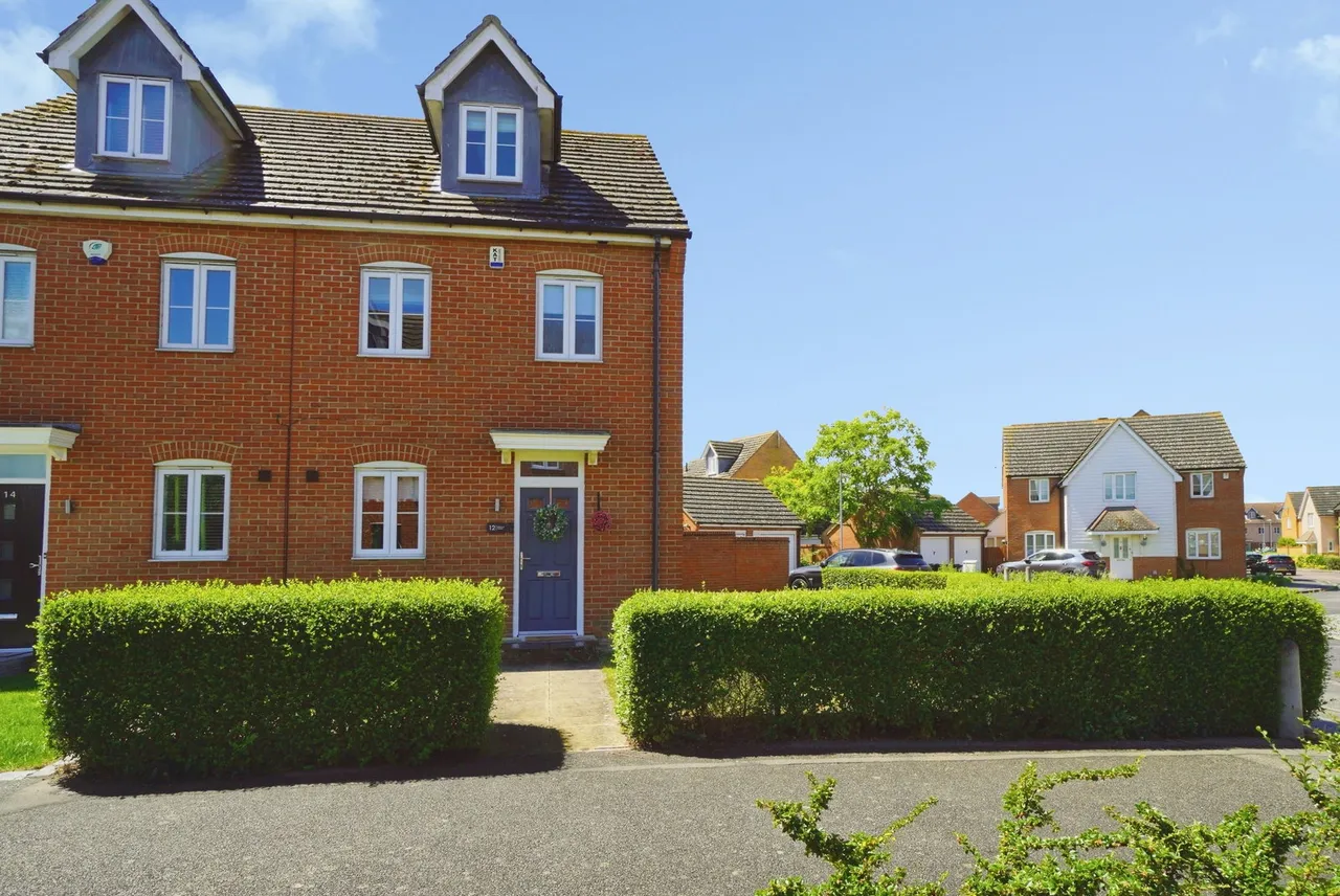 3 bed house for sale, Barbour Green, Wickford