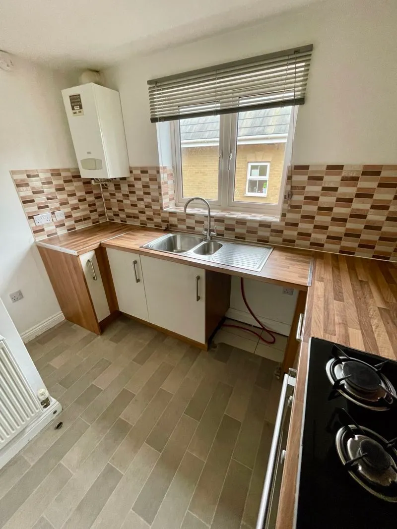 Avon Close, Bournemouth BH8 8RF, photo 6