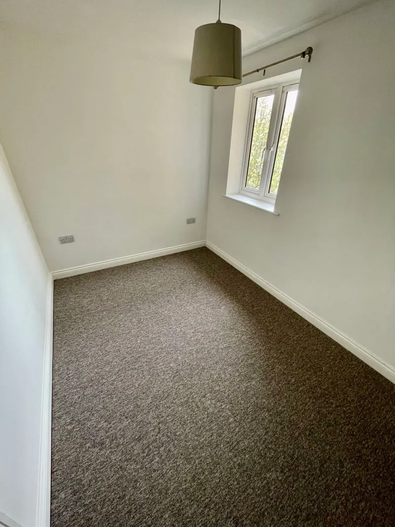 Avon Close, Bournemouth BH8 8RF, photo 8