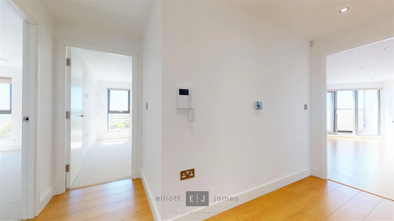 Landmark House, Loughton, IG10, photo 3