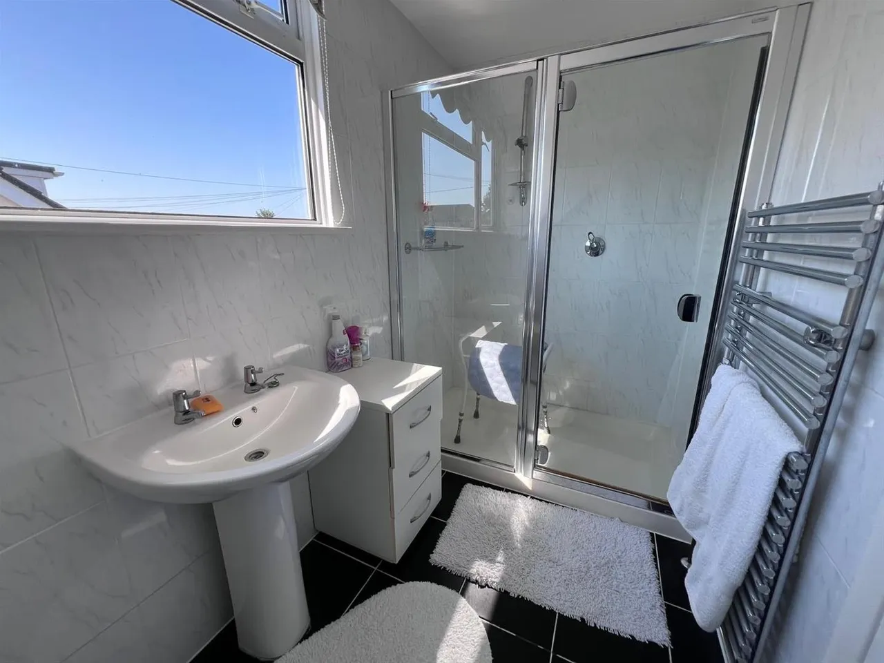 Clarendon Close, Gillingham SP8 4NL, photo 14