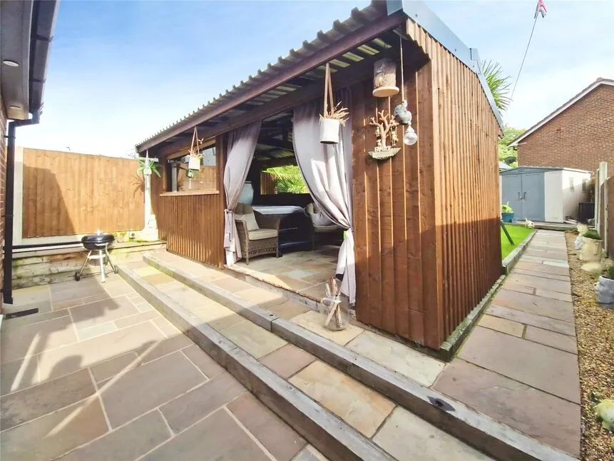 Thornfield Grove, Little Hulton, M38, photo 6