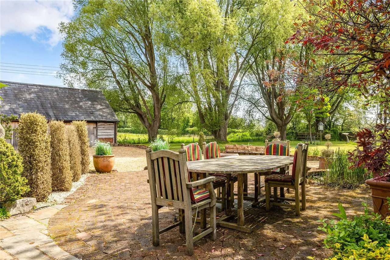 Lower Road, Britford, Salisbury, Wiltshire, SP5 4DU, photo 12