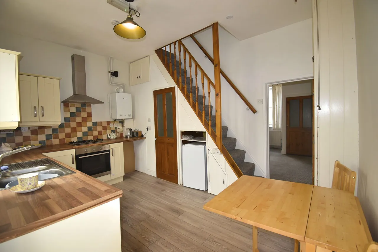Highgate Road, High Peak, photo 8