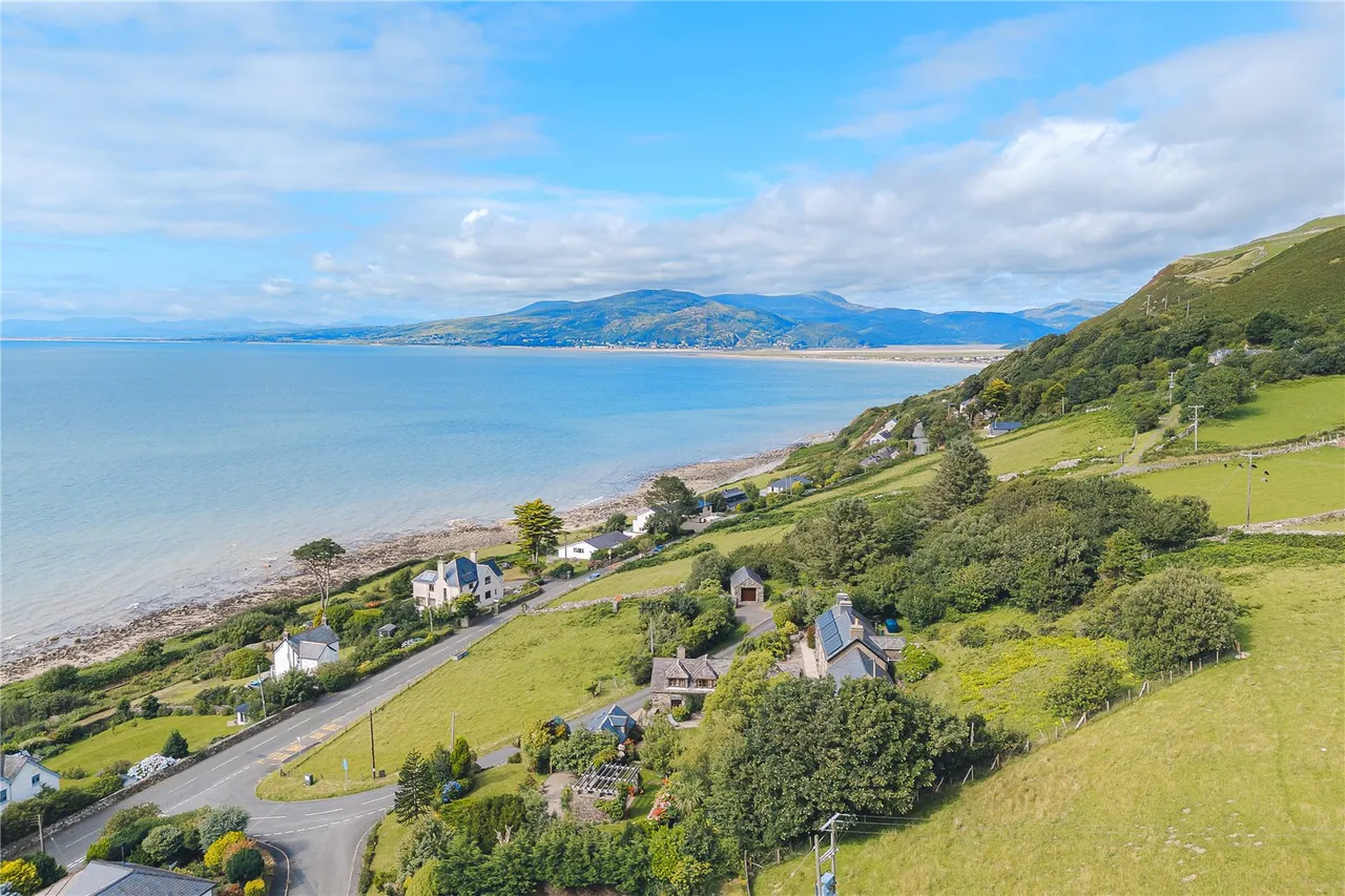 Llwyngwril, Gwynedd, photo 5