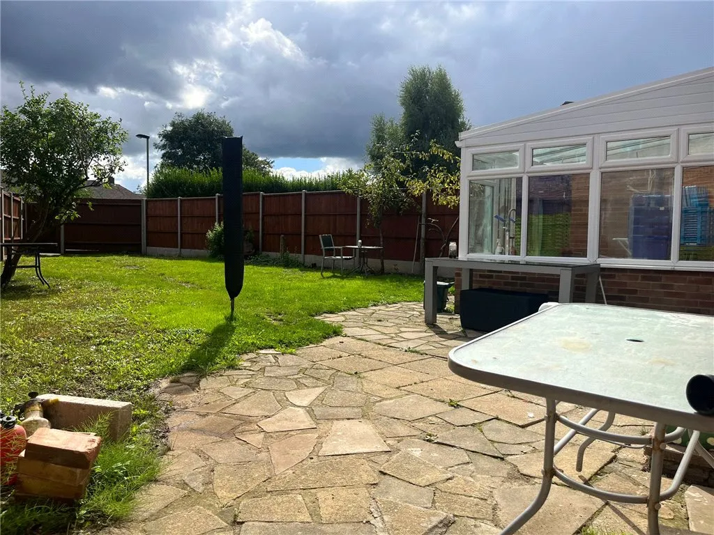 Yew Tree Drive, Guildford, GU1, photo 8