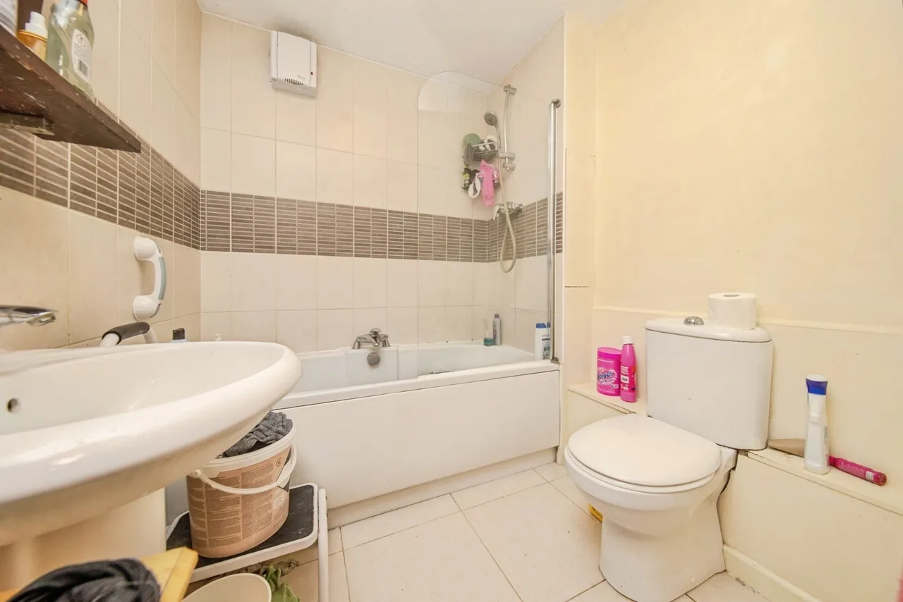 Redwald Road, Rendlesham, Woodbridge, Suffolk, IP12, photo 8