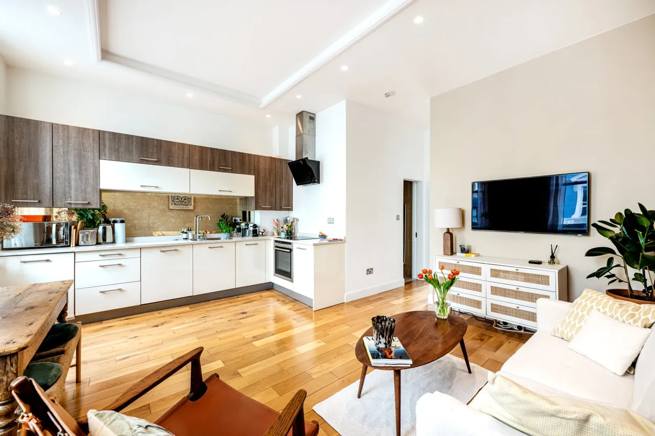 Ladbroke Crescent, London, W11, photo 7
