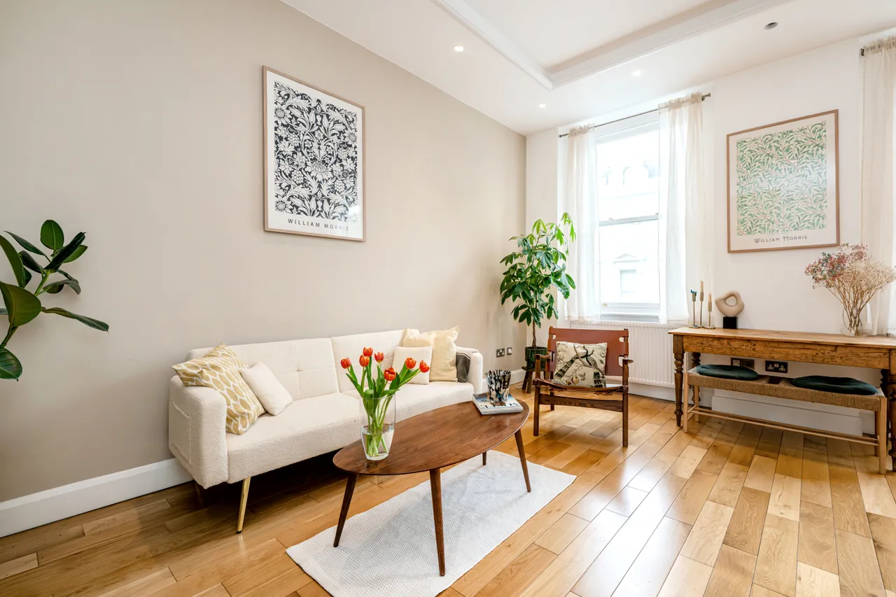 Ladbroke Crescent, London, W11, photo 9