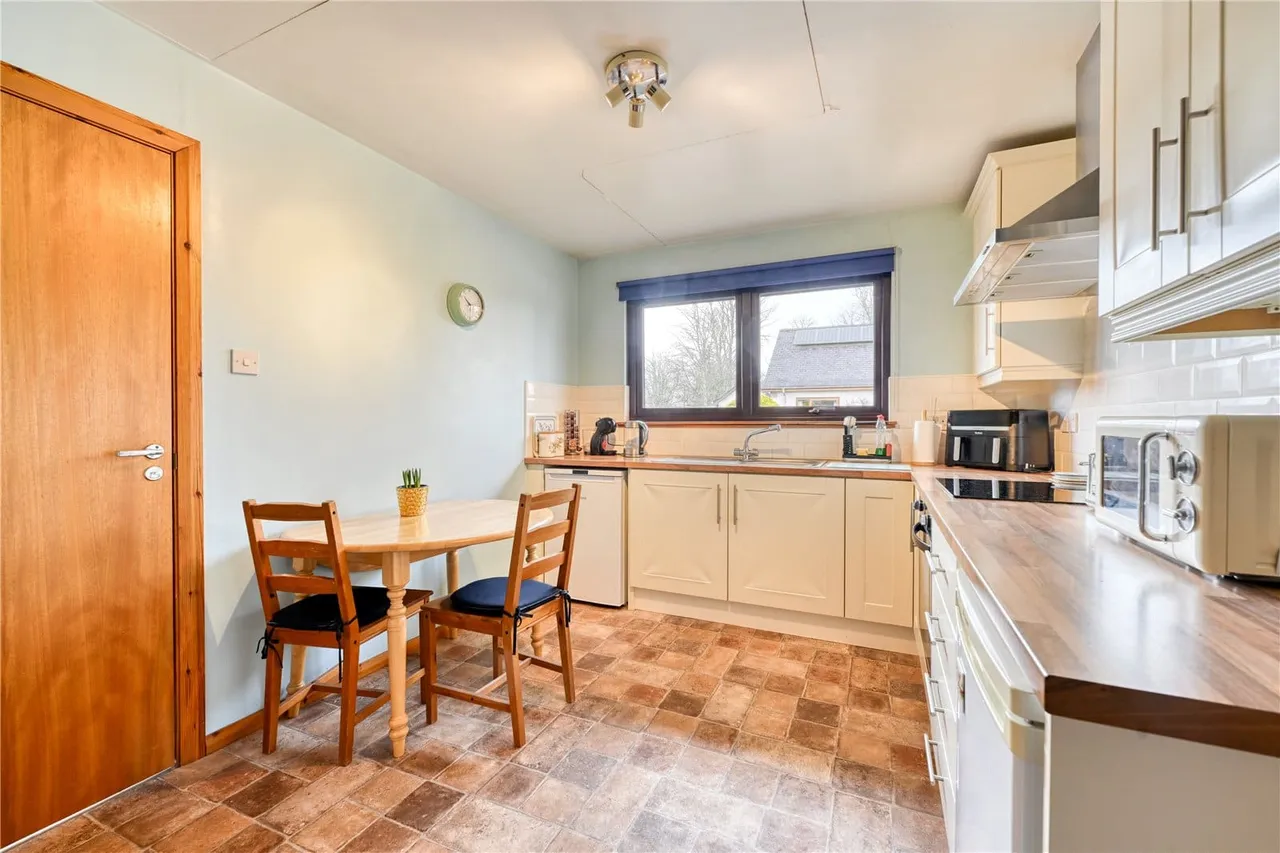 Garden Place, Beauly, Highland, IV4 7AW, photo 5