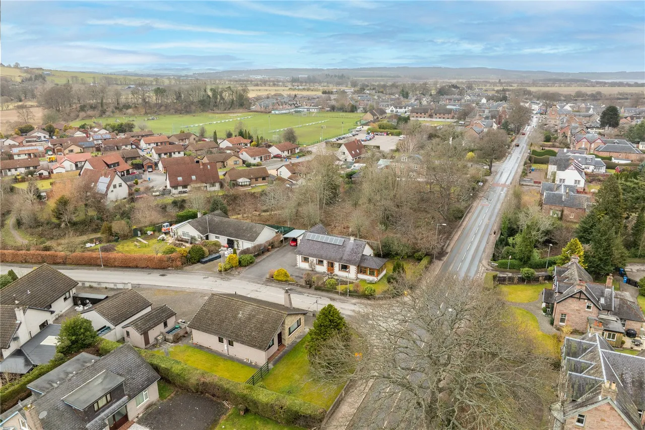 Garden Place, Beauly, Highland, IV4 7AW, photo 23
