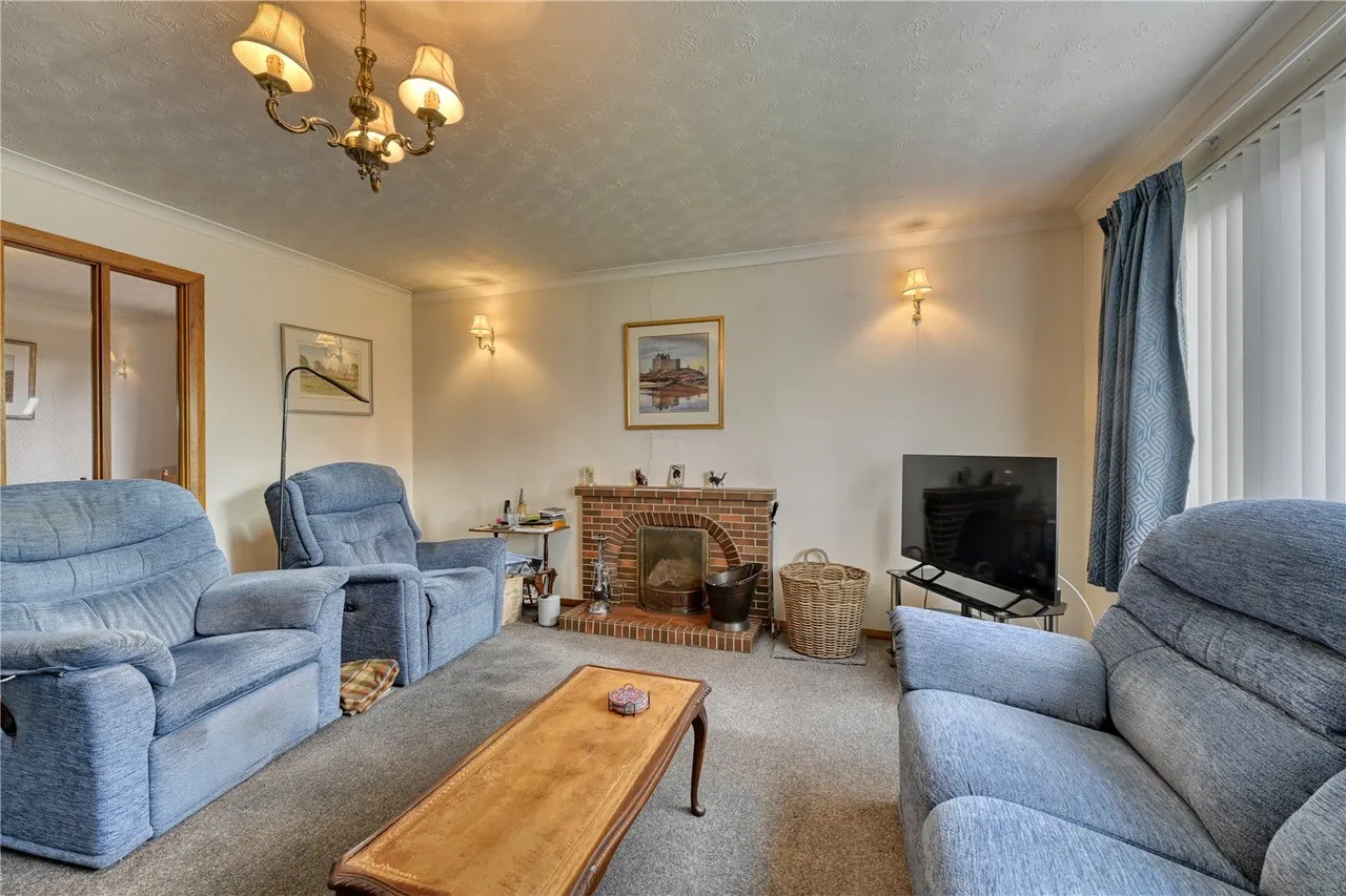 Garden Place, Beauly, Highland, IV4 7AW, photo 9