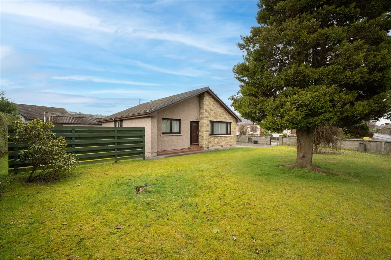 Garden Place, Beauly, Highland, IV4 7AW, photo 19