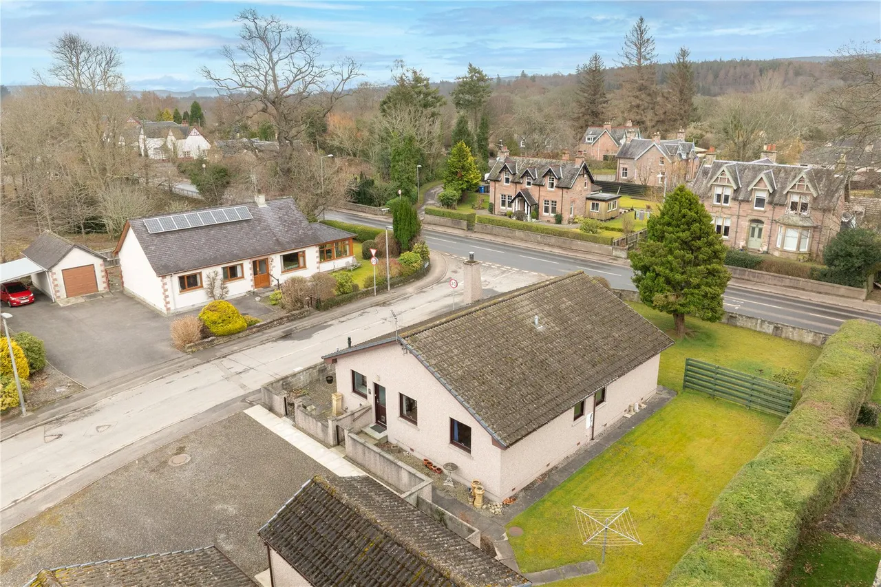 Garden Place, Beauly, Highland, IV4 7AW, photo 24