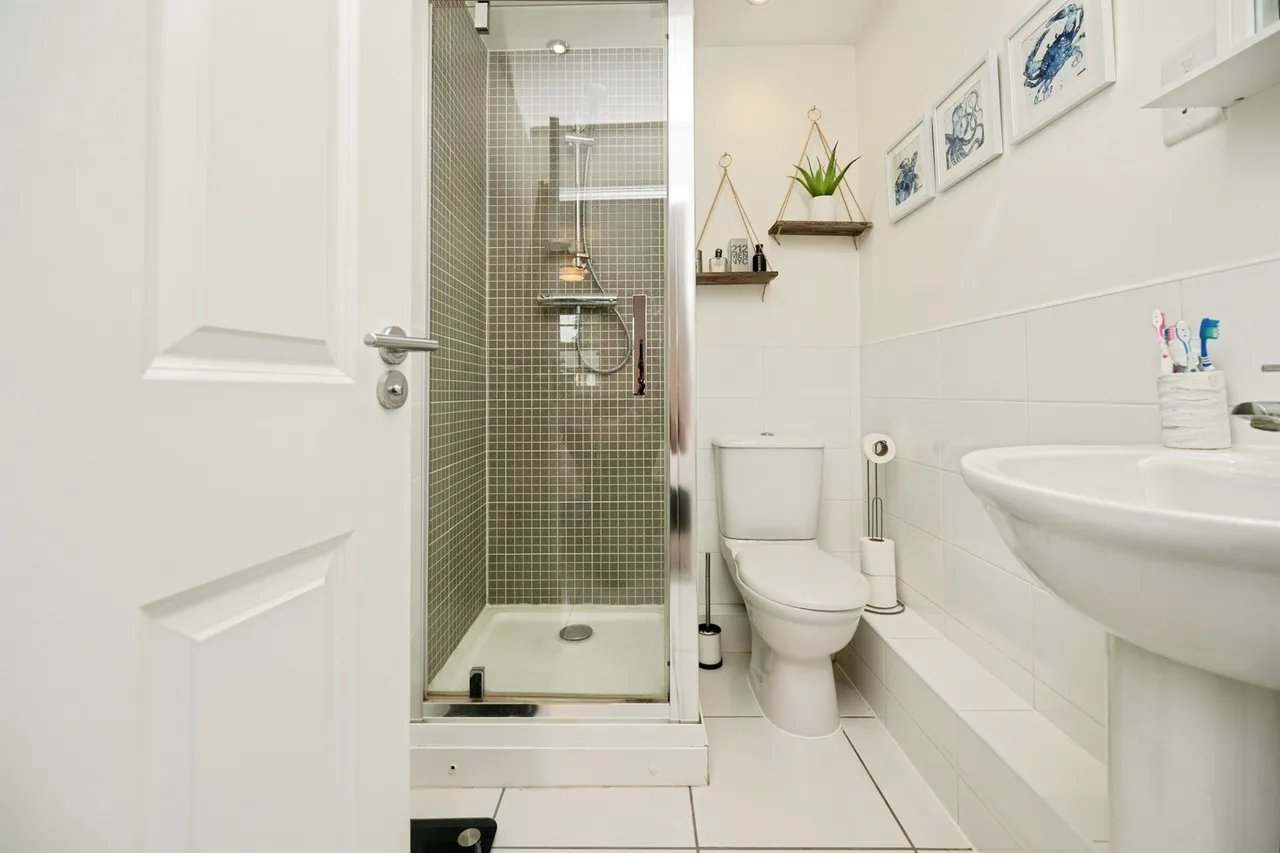 Horseshoe Crescent, Birmingham, B43, photo 9