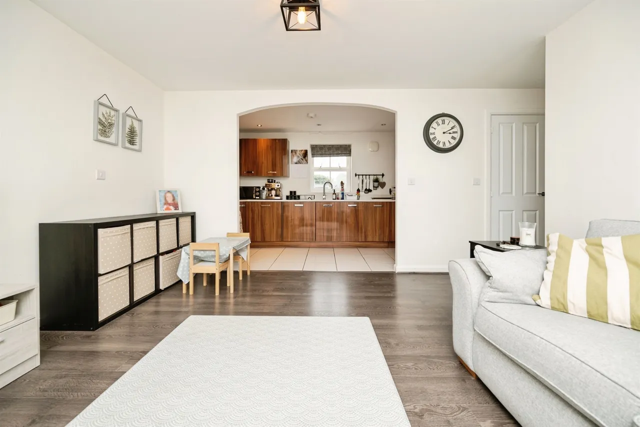 Horseshoe Crescent, Birmingham, B43, photo 11