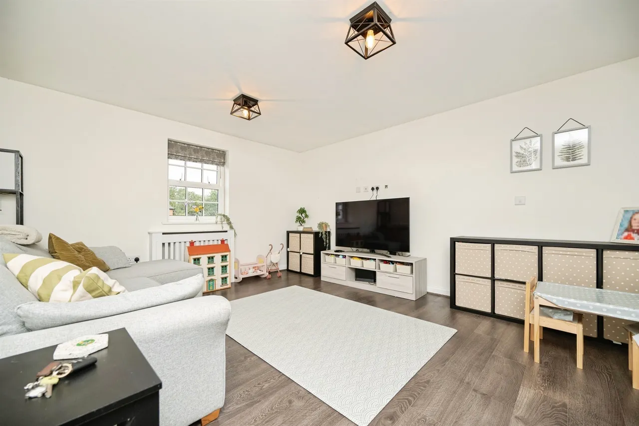 Horseshoe Crescent, Birmingham, B43, photo 2