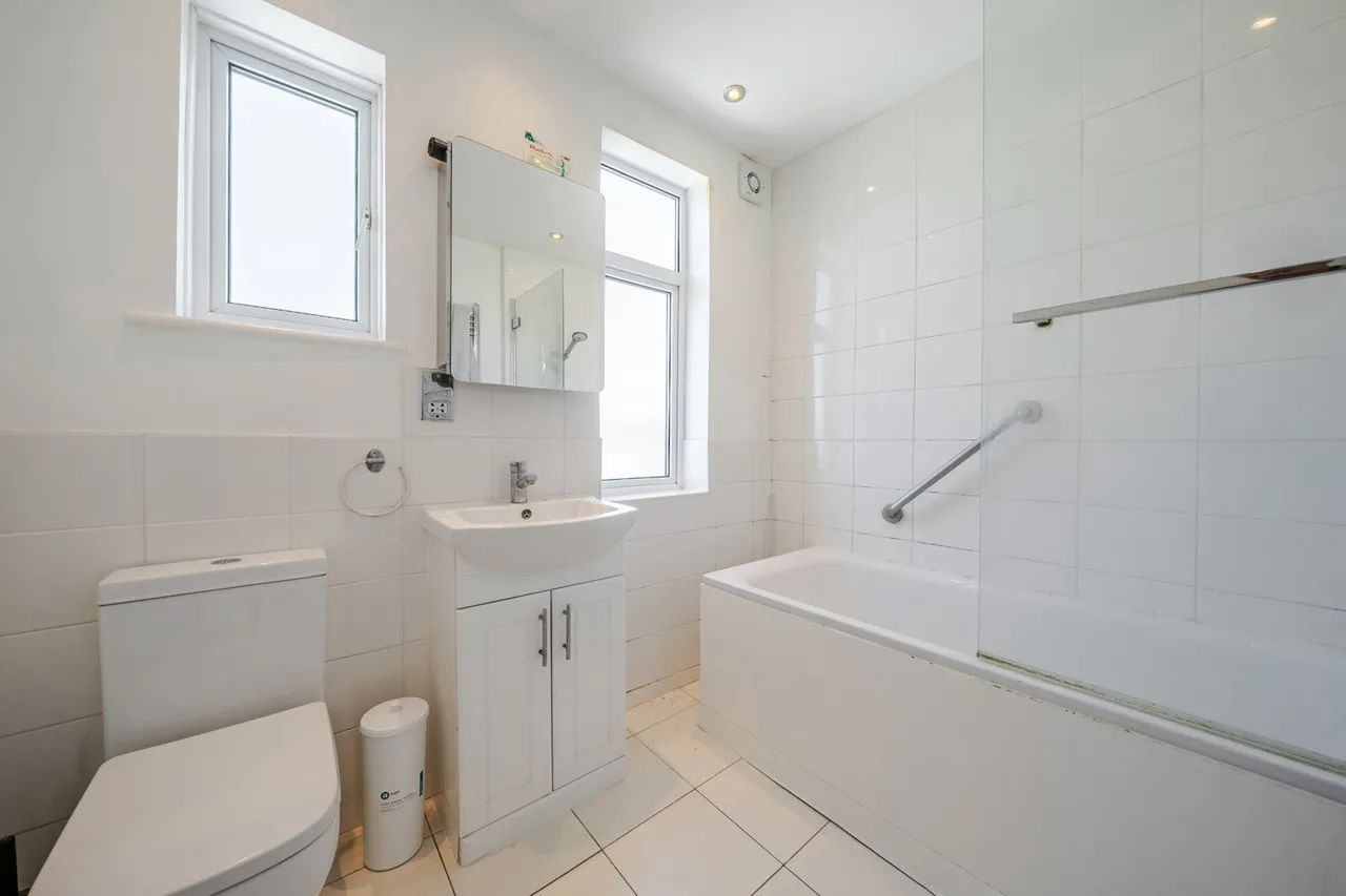 Dallinger Road, SE12, photo 15