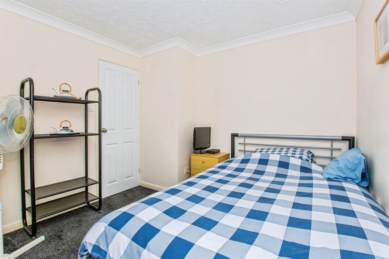 Tyler Crescent, Butterwick, PE22, photo 10