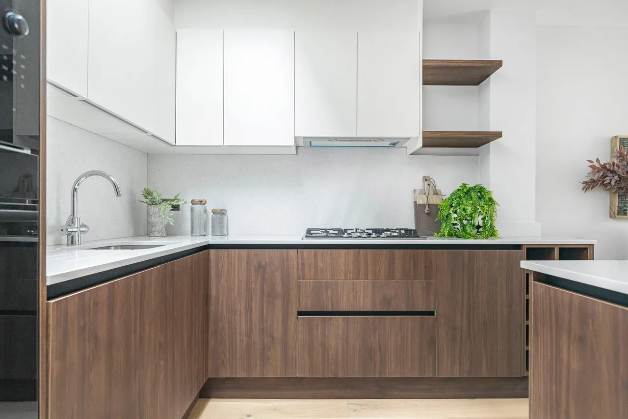 Lynwood Close, South Woodford, E18, photo 9