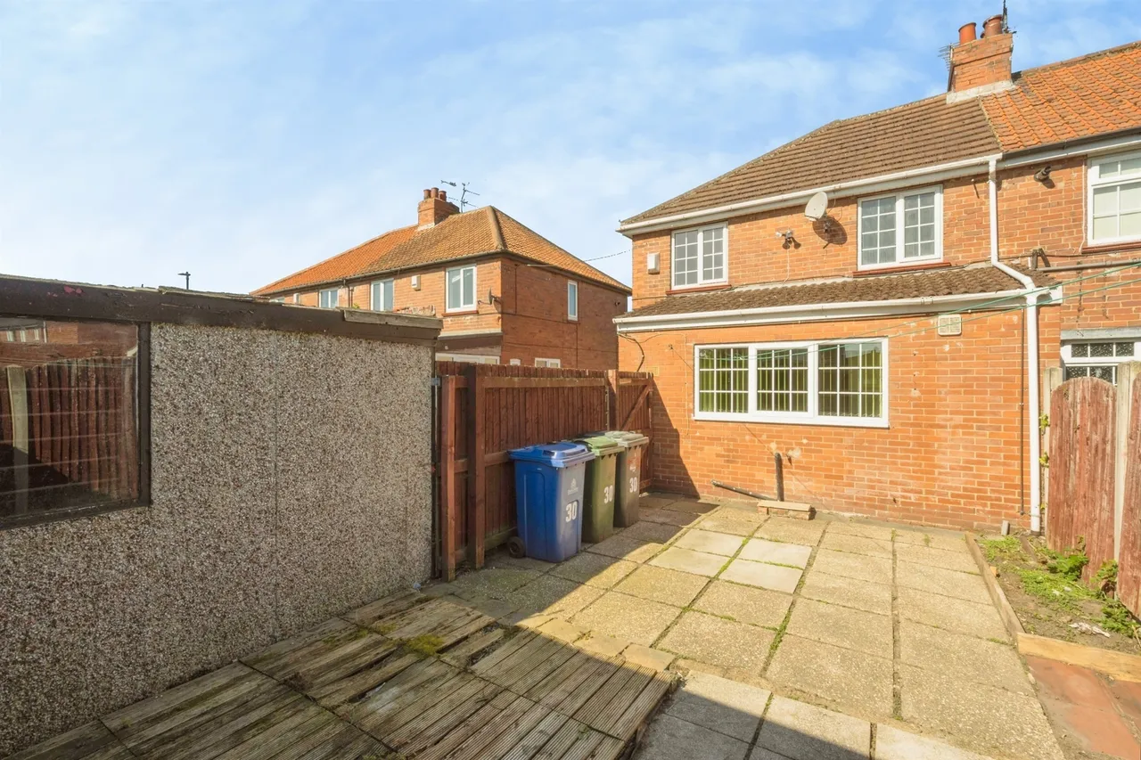 Crookes Broom Lane, Hatfield, DN7, photo 12