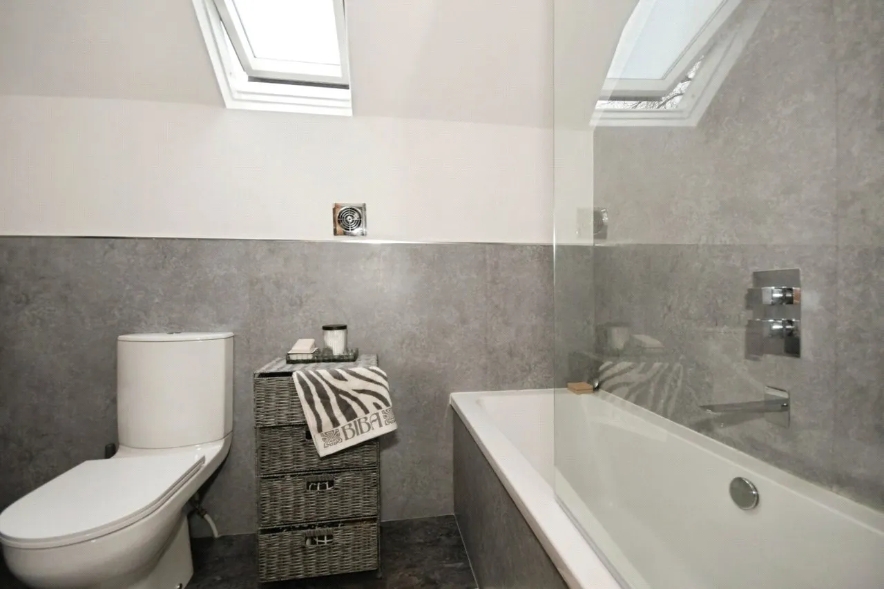 London Road, Buxton, Derbyshire, SK17, photo 11