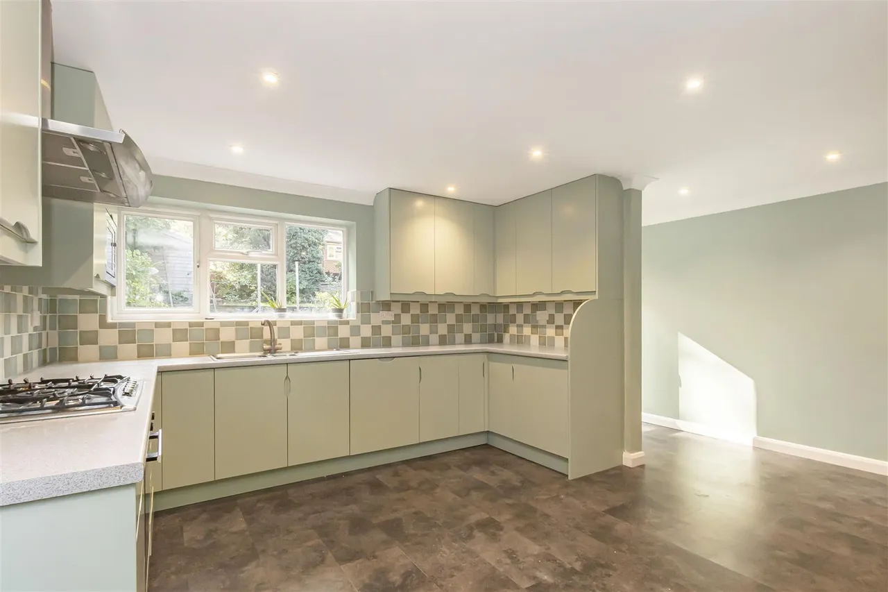 Farmadine, Saffron Walden, CB11, photo 5