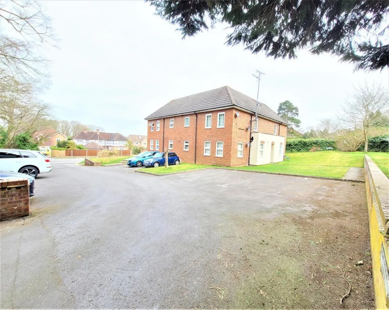 Crowthorne Road, Bracknell, RG12, photo 7