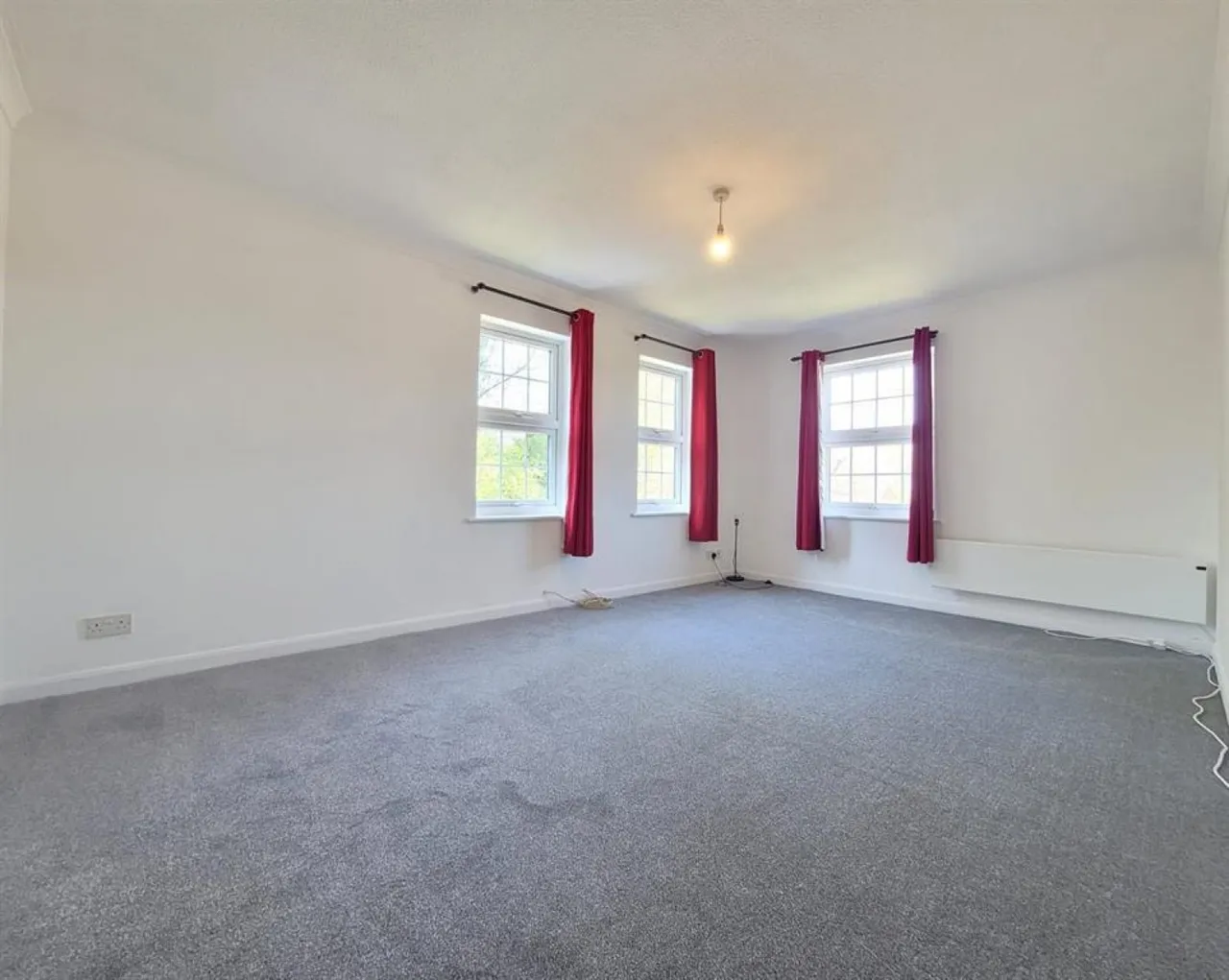 Crowthorne Road, Bracknell, RG12, photo 2