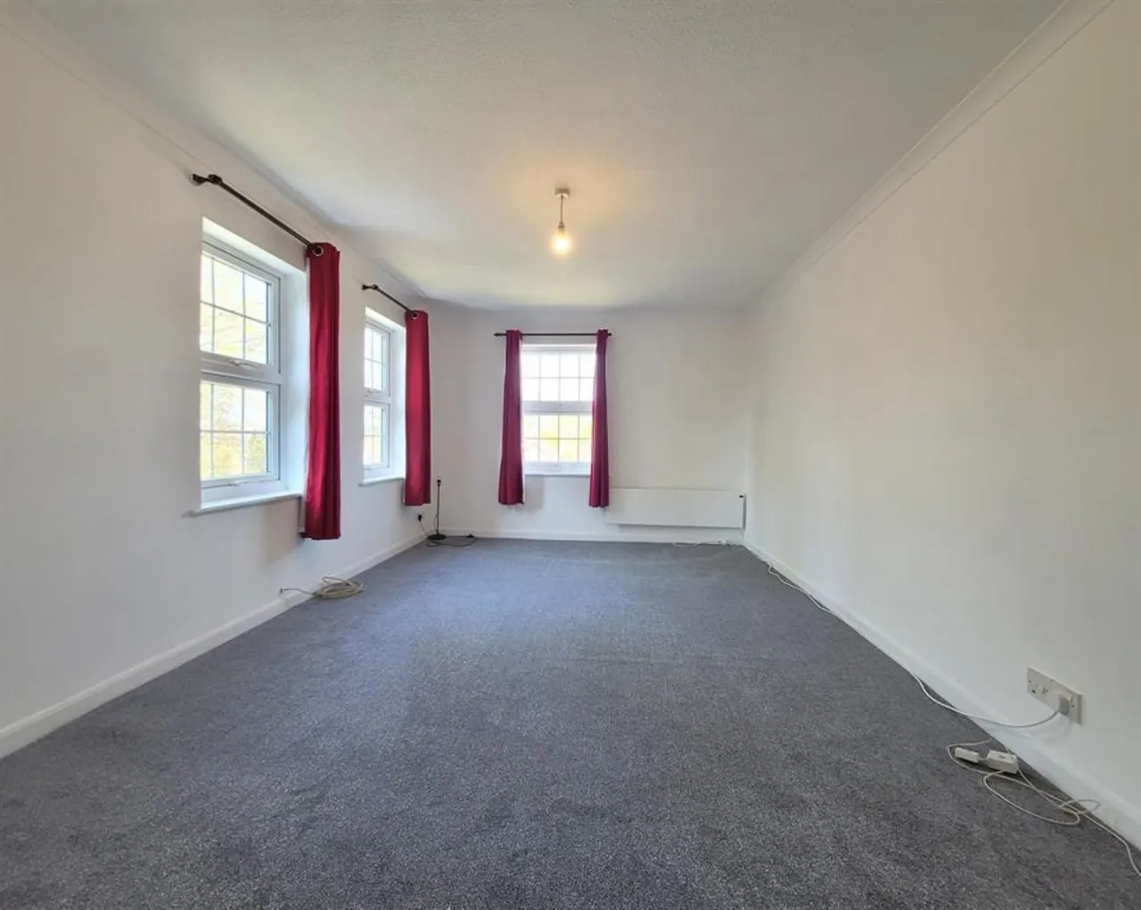 Crowthorne Road, Bracknell, RG12, photo 3