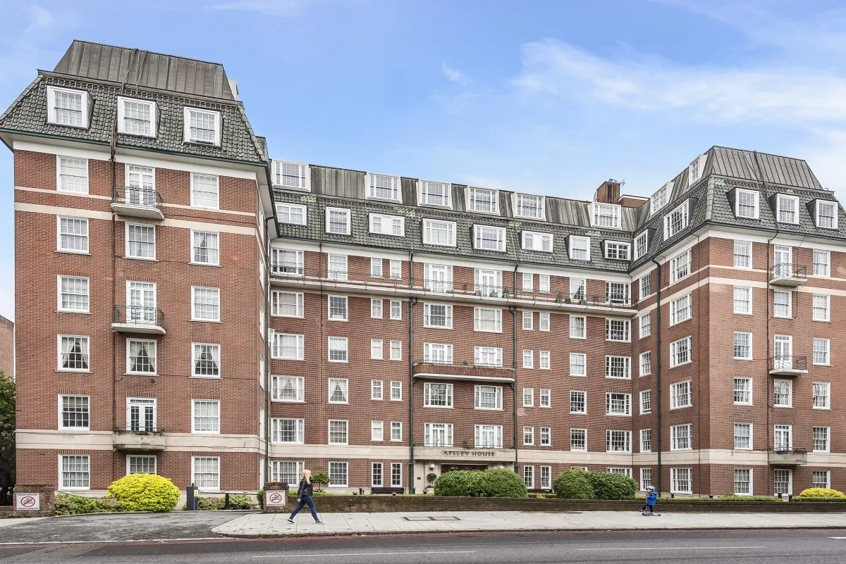 2 bed flat for sale, Finchley Road, London, NW8