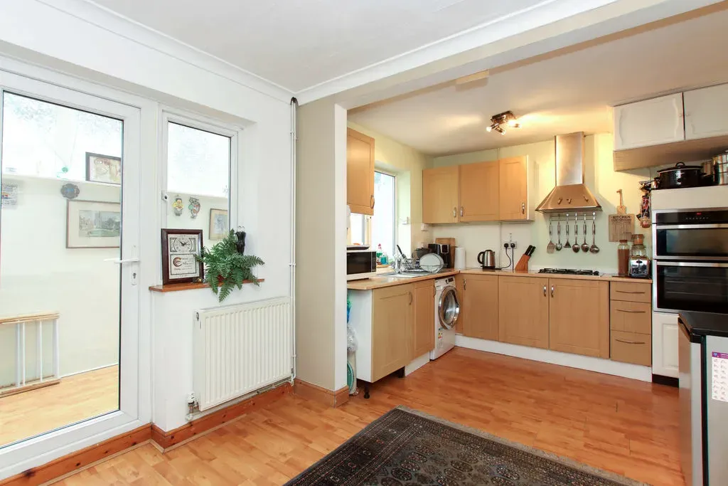 Primrose Hill, Kings Langley, Hertfordshire, WD4 8HX, photo 3