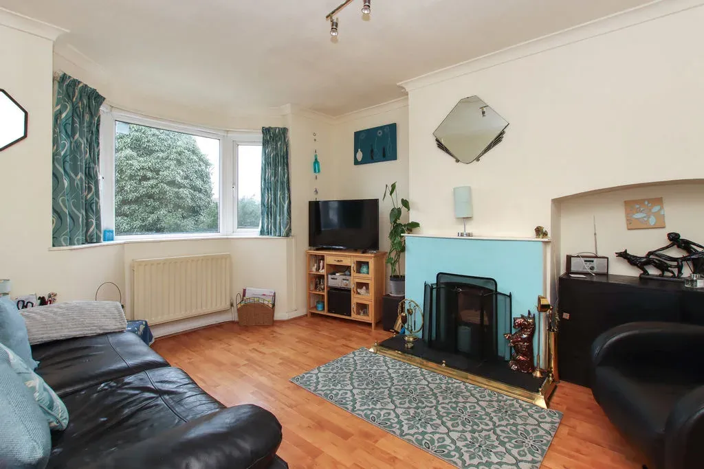 Primrose Hill, Kings Langley, Hertfordshire, WD4 8HX, photo 2