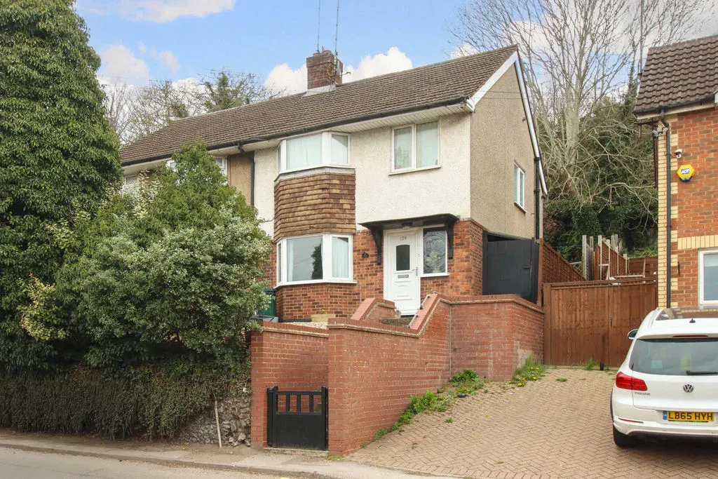 3 bed house for sale — Primrose Hill, Kings Langley, Hertfordshire, WD4 8HX