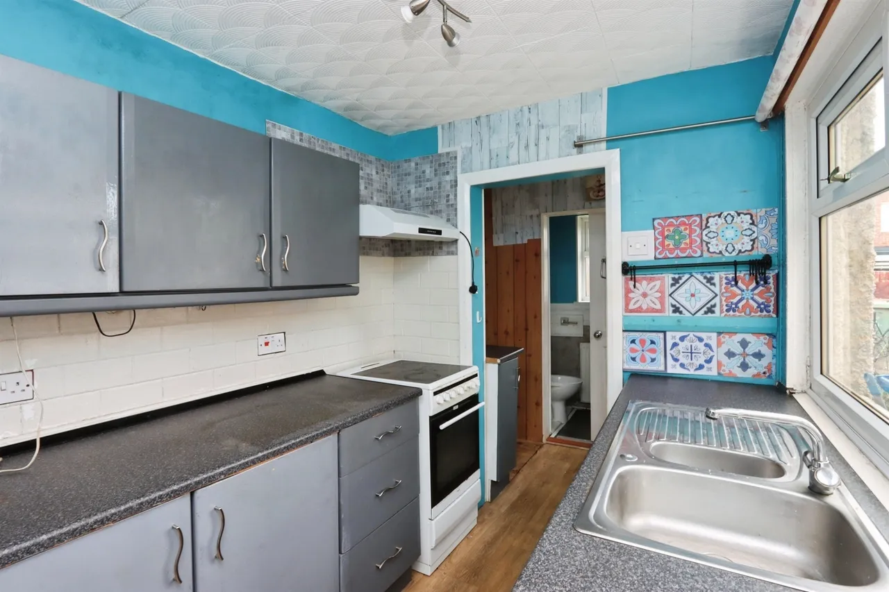 Sanforth Street, Chesterfield, photo 7