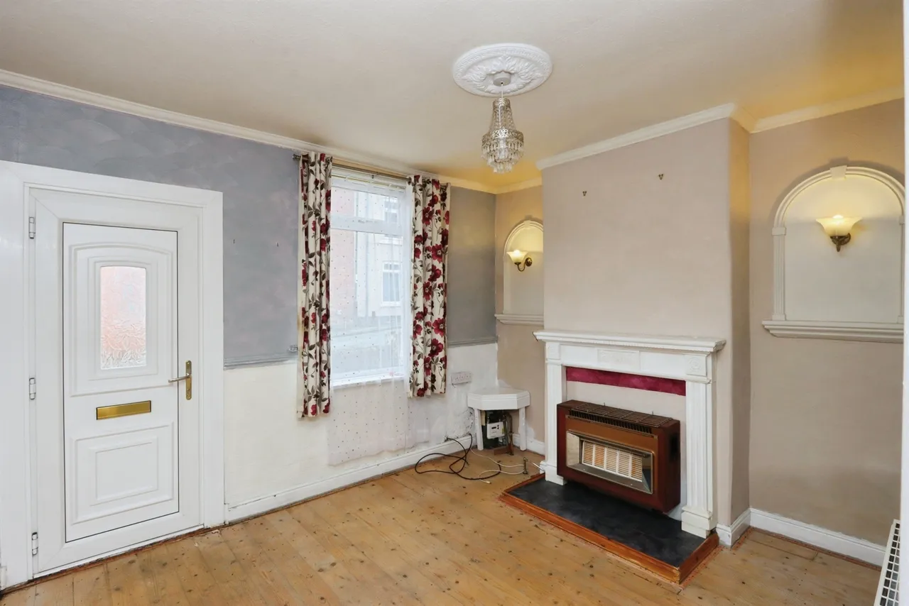Sanforth Street, Chesterfield, photo 2