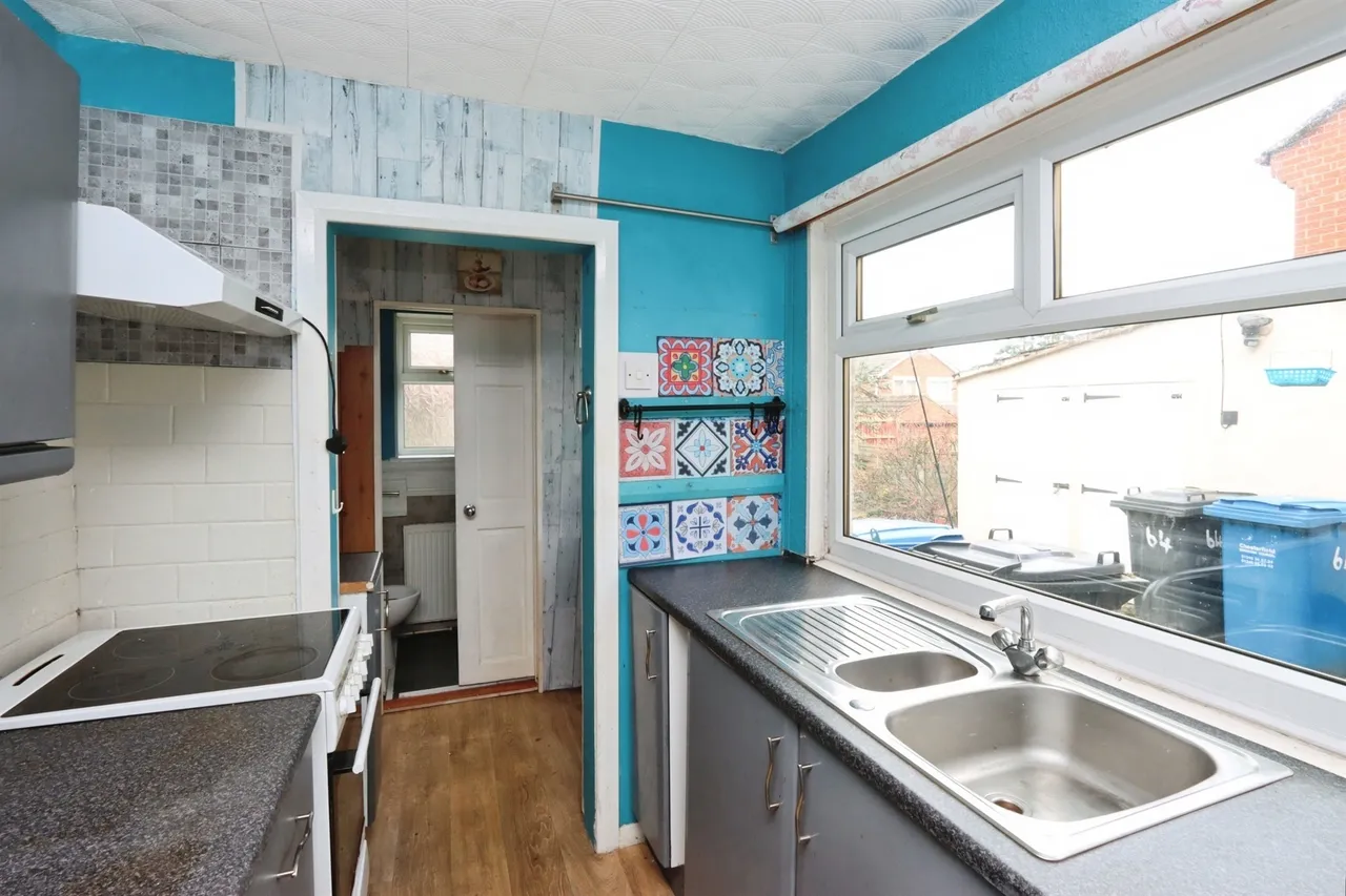 Sanforth Street, Chesterfield, photo 8