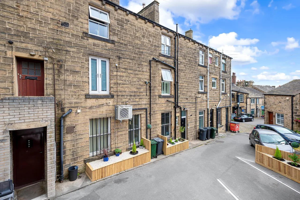 Kirkgate, Silsden, BD20, photo 25