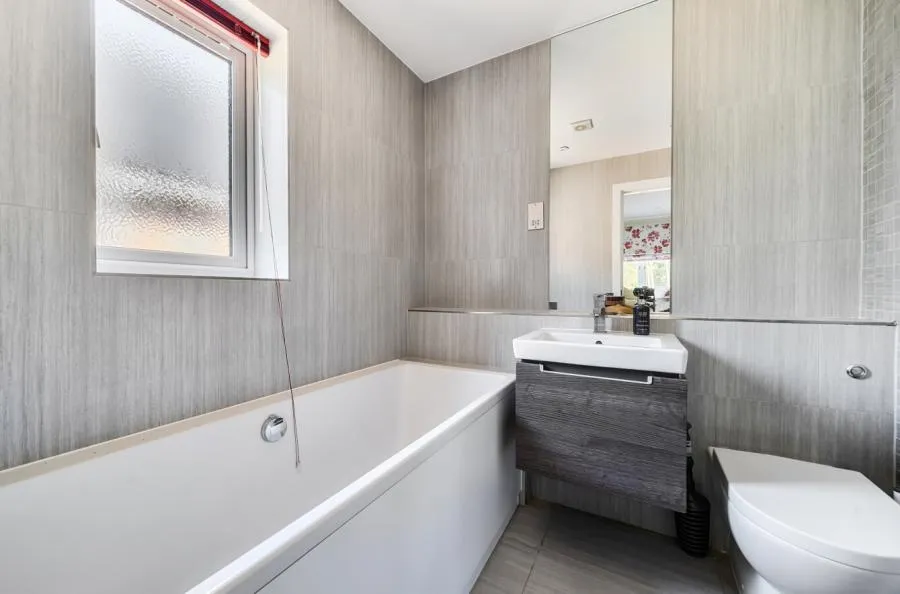 New Road, Ascot, SL5, photo 14