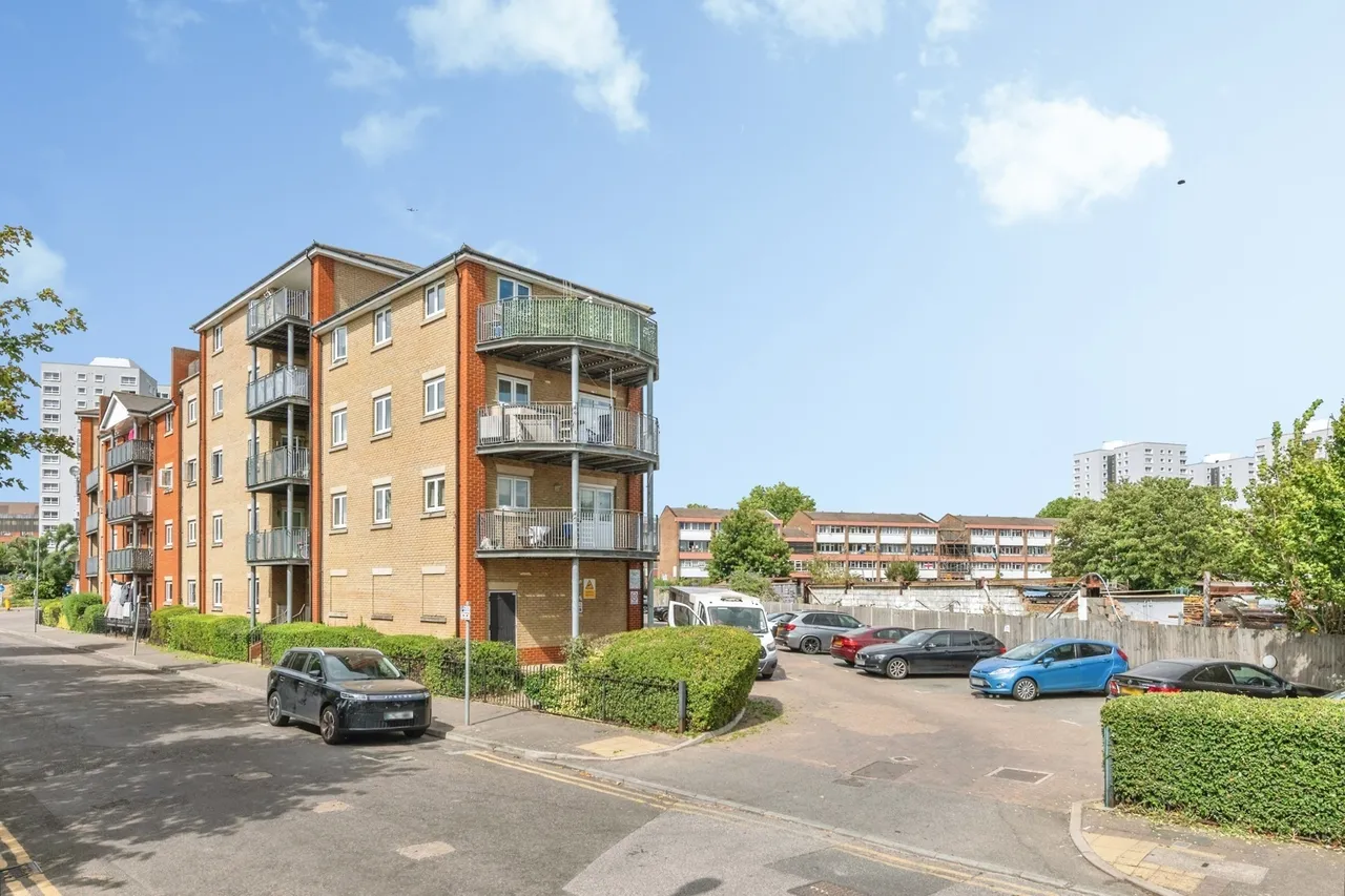 Thames Road, Grays, Essex, RM17, photo 20
